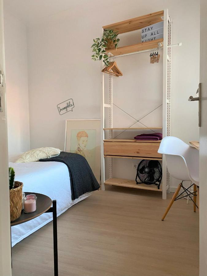 Lisbon, Renovated T2 Apartment Portas De Benfica Amadora Buitenkant foto