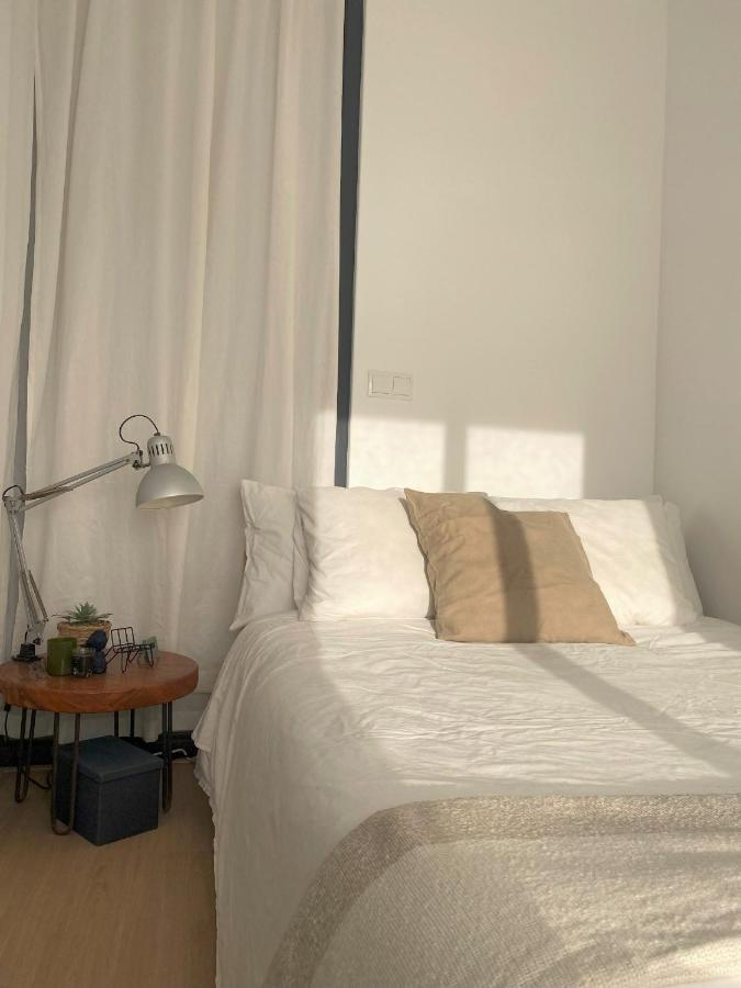 Lisbon, Renovated T2 Apartment Portas De Benfica Amadora Buitenkant foto