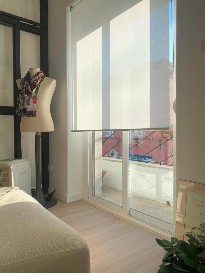 Lisbon, Renovated T2 Apartment Portas De Benfica Amadora Buitenkant foto
