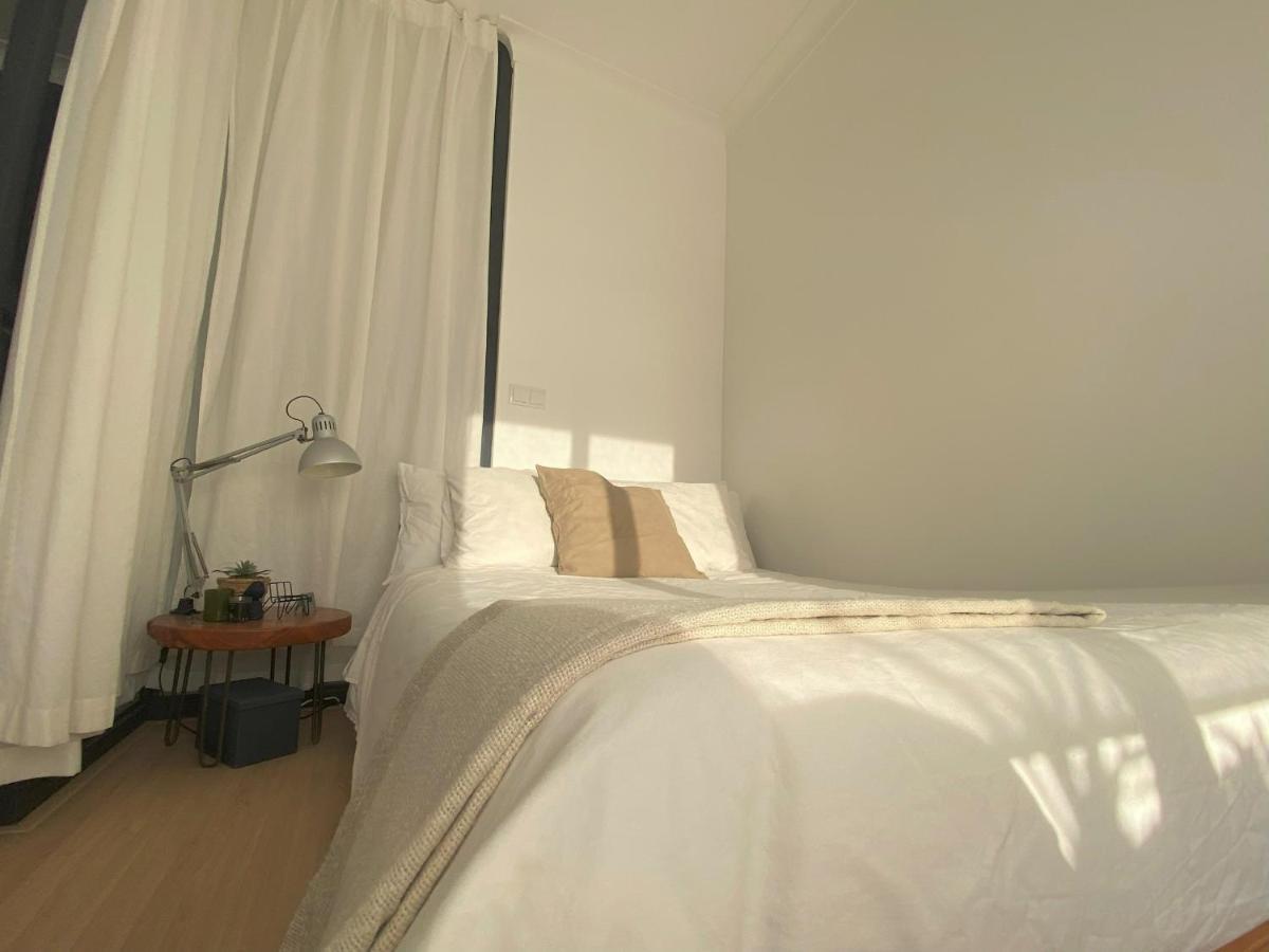 Lisbon, Renovated T2 Apartment Portas De Benfica Amadora Buitenkant foto