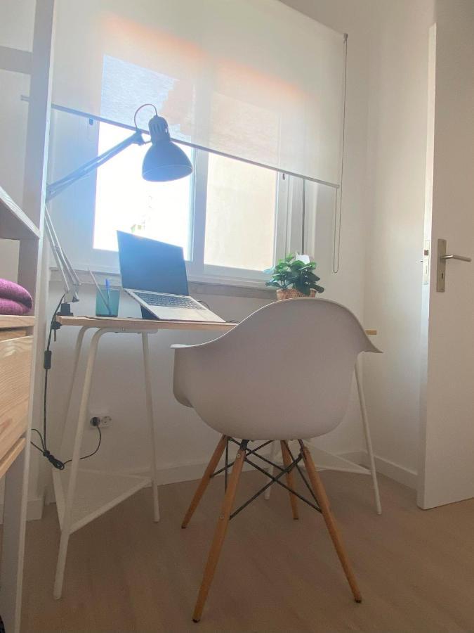 Lisbon, Renovated T2 Apartment Portas De Benfica Amadora Buitenkant foto