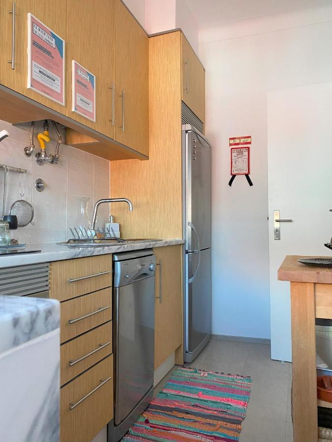 Lisbon, Renovated T2 Apartment Portas De Benfica Amadora Buitenkant foto